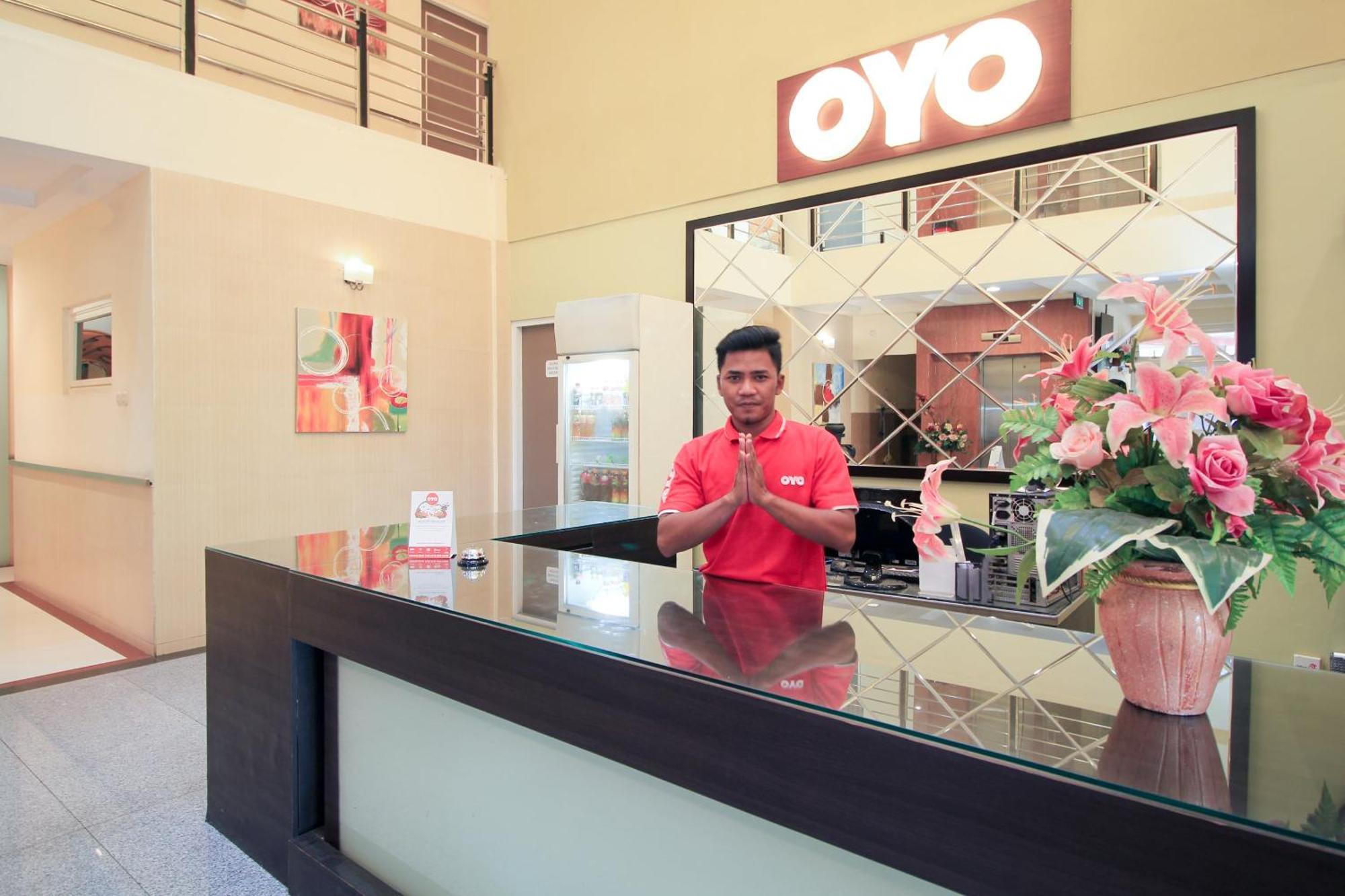 Oyo175K60公寓 泗水 外观 照片