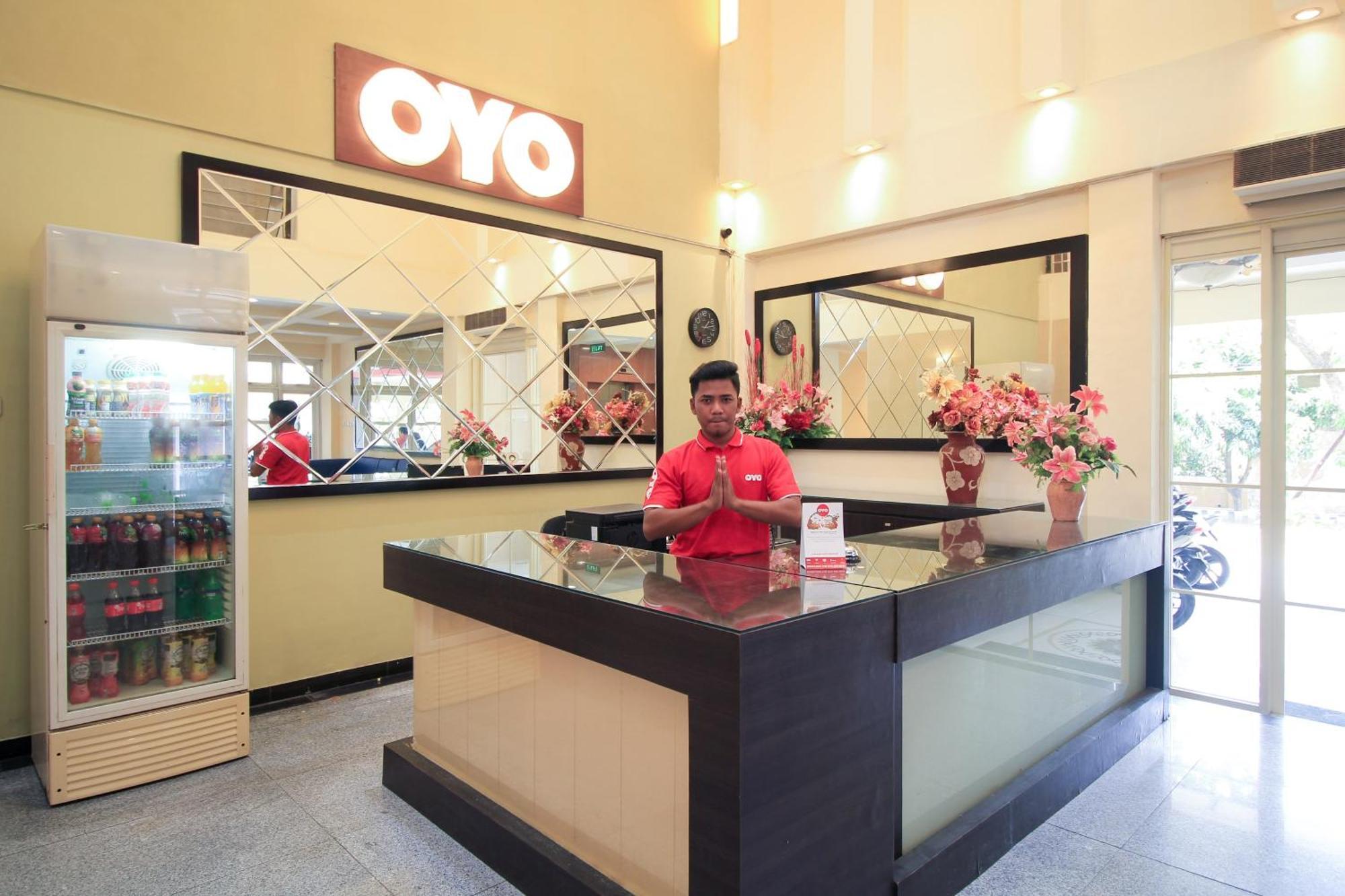 Oyo175K60公寓 泗水 外观 照片
